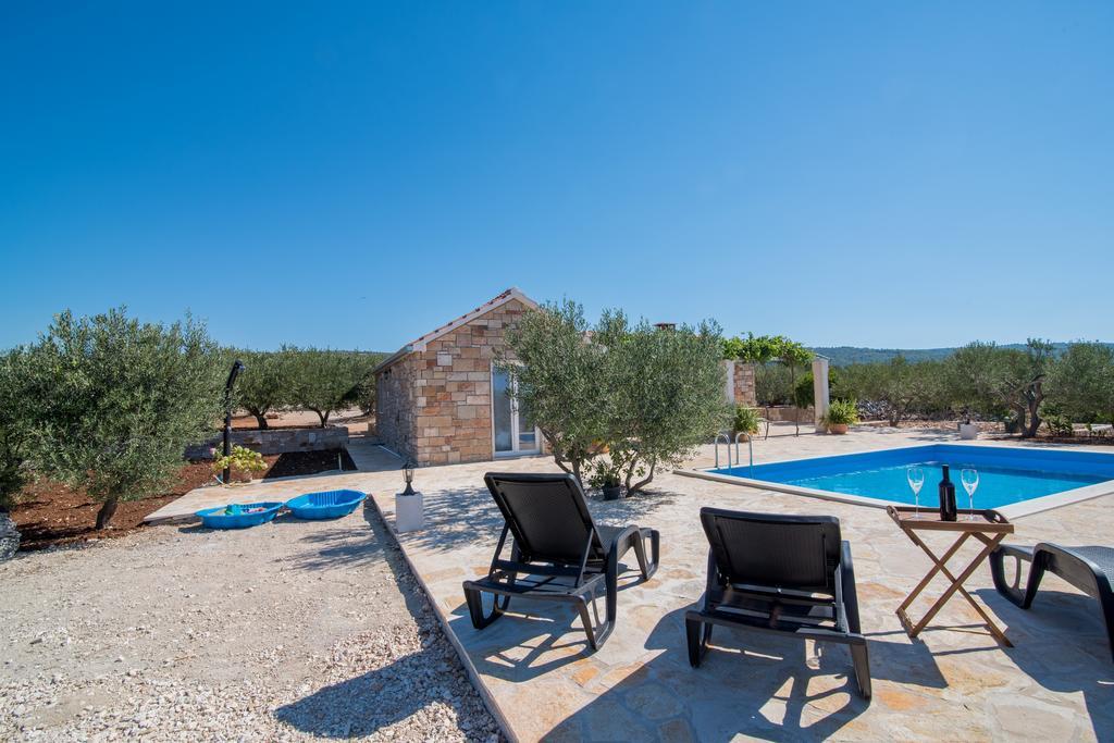 Holiday Home My Summer House Supetar Bagian luar foto