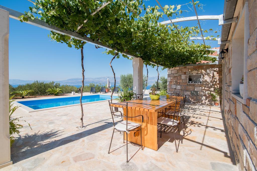 Holiday Home My Summer House Supetar Bagian luar foto